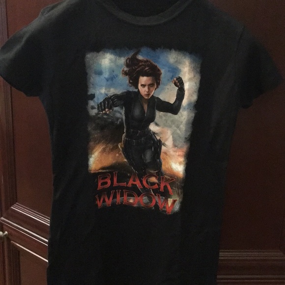 Marvel Black Widow Fitted Women Jr Tshirt M NEW - Picture 2 of 3
